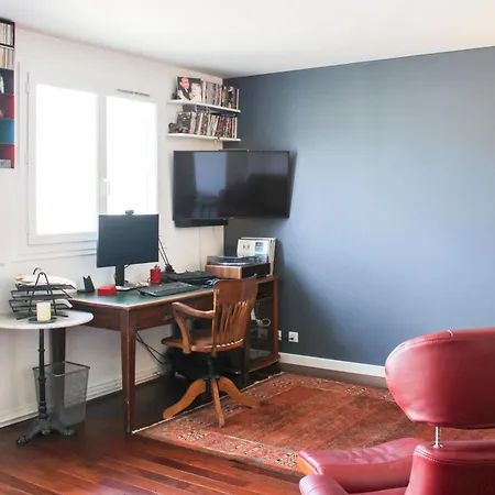 Apartment Bright With Balcony - 6 People