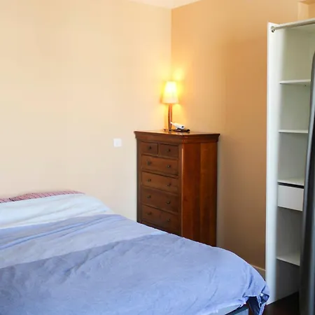 Bright With Balcony - 6 People Apartment Clichy
